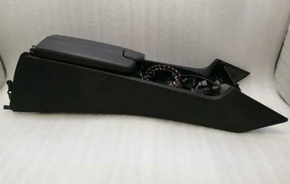 Mercedes-Benz CLS C218 AMG Center console A2186801702 A2186800296
