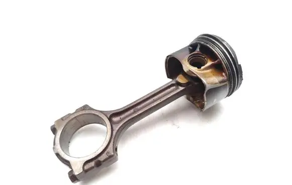 Renault Captur Piston with connecting rod H4B400