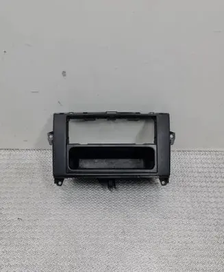 Mercedes-Benz Vito Viano W639 Radio/GPS head unit trim A6396890931