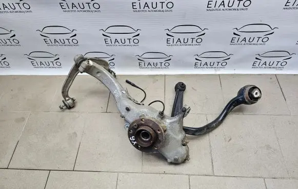 BMW X6 E71 Front wheel hub spindle knuckle 6773784 31216773784 6082T6