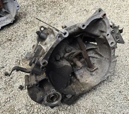 Peugeot 406 Manual 5 speed gearbox 13DS2