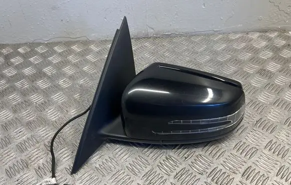 Mercedes-Benz C W204 Front door electric wing mirror A2048103316
