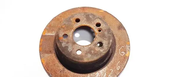 Mercedes-Benz E W212 Rear brake disc neventiliuojamas