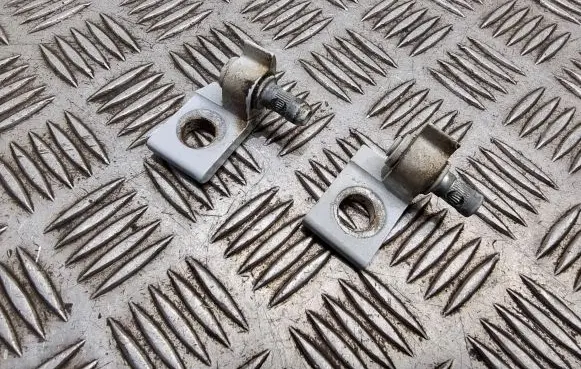 Front door hinge set