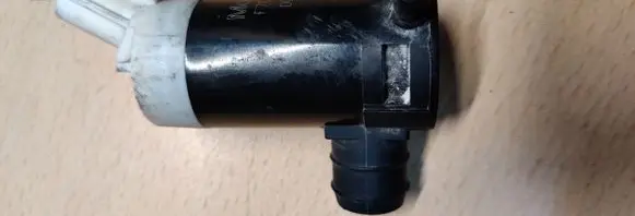 Ford Maverick Windscreen/windshield washer pump F7C617664