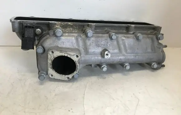 Iveco Daily 6th gen Exhaust manifold 5801959942