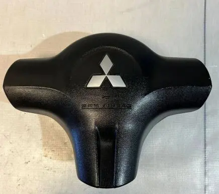 Mitsubishi Colt Steering wheel airbag P4400A244XA 6024086
