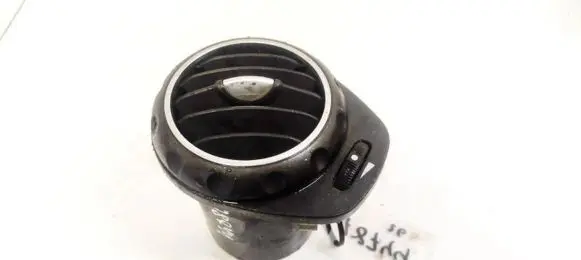 Alfa Romeo GT Dash center air vent grill 225495