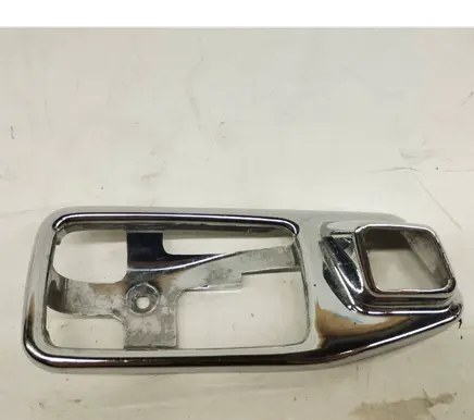 Mercedes-Benz S W116 Front door handle cover 1167660211 A1167660211