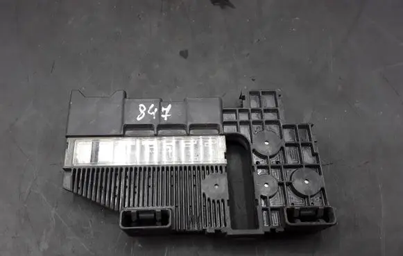 Suzuki Grand Vitara II Fuse module NOCODE