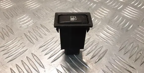 Toyota Avensis T250 Fuel tank opening switch 5660S35