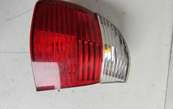 BMW 5 E39 Rear/tail lights 2496339 393390 PY21W
