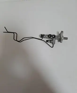 Mercedes-Benz C W203 Master brake cylinder