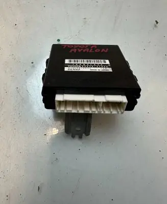 Toyota Avalon XX20 ABS relay 89630-41020