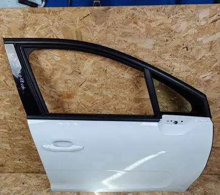 Citroen C3 Front door 