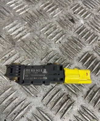 Audi A4 S4 B7 8E 8H Airbag deployment crash/impact sensor 8E0959643B
