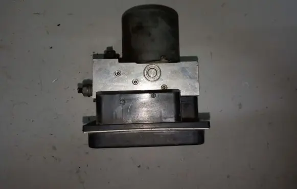 BMW 5 E60 E61 ABS Pump