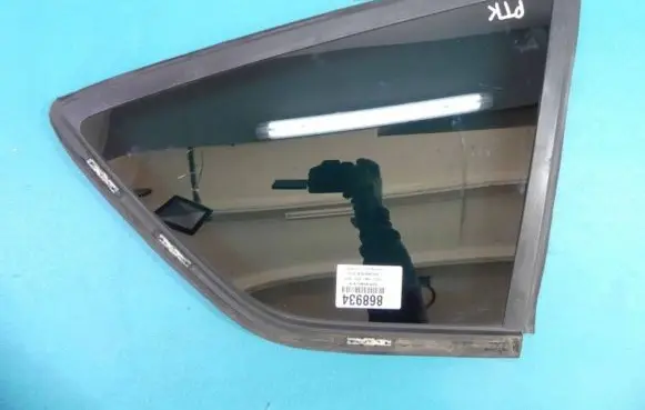 Ford C-MAX II Rear side window IMPRK868934