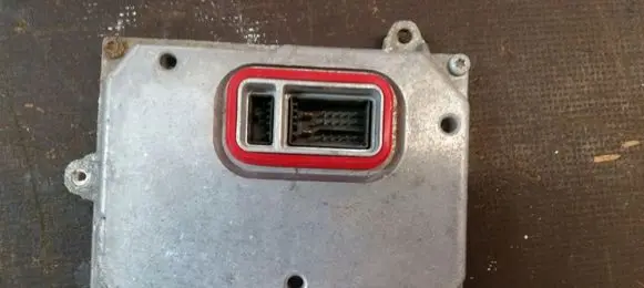 Audi A3 S3 8P Headlight ballast module Xenon 1307329115