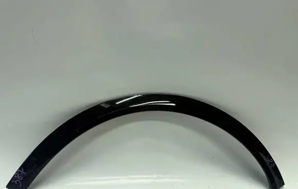 BMW i3 Front arch trim 7472926