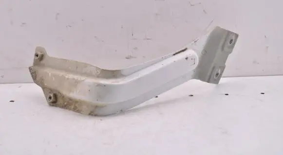 Volkswagen Caddy Fender mounting bracket 1T0821136C