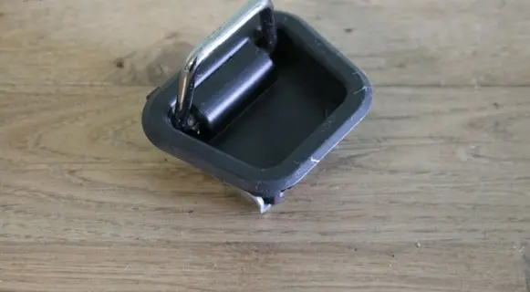 Volvo V50 Tie down hook / loop 
