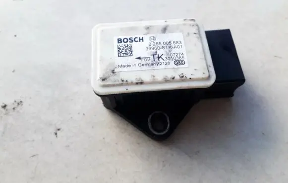 Honda CR-V ESP acceleration yaw rate sensor 0265005683 39960-STK-A01