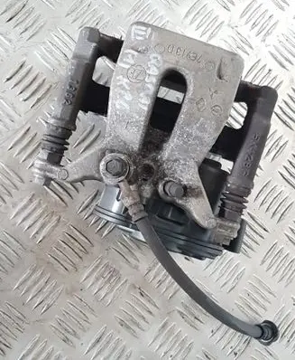 Nissan Qashqai J12 Rear brake caliper 440116RA0B 440106RA0BT
