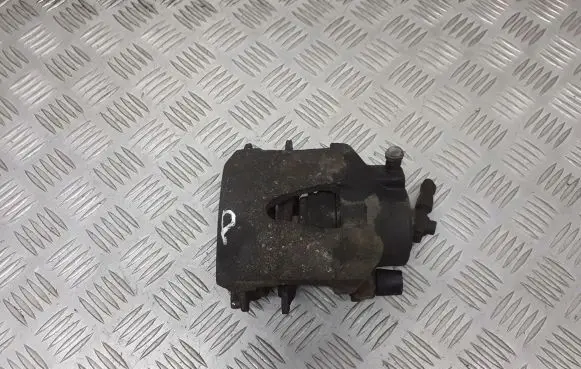 Volkswagen Polo IV 9N3 Front brake caliper