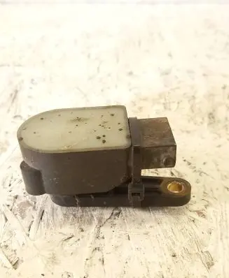 Audi A8 S8 D3 4E Yaw turn rate sensor 4E0907503C 6PM00816151
