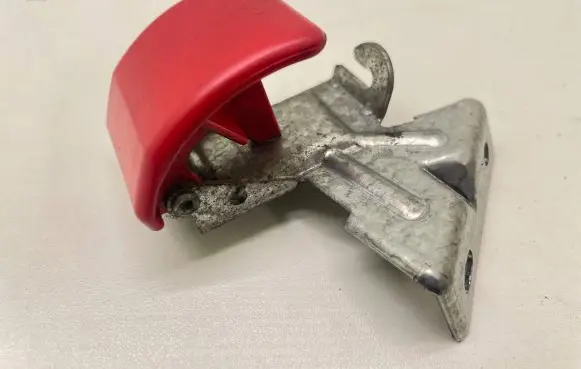 Volvo V50 Engine bonnet (hood) release handle