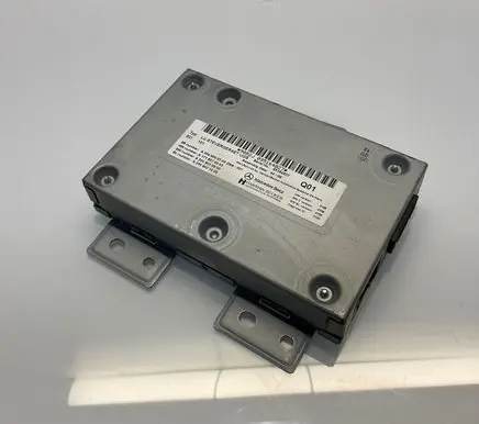 Mercedes-Benz E W212 Head unit multimedia control A2049000300 A2049020900 2049000300