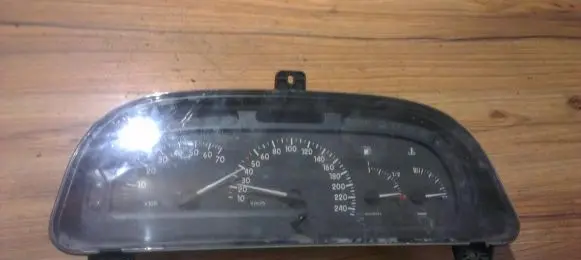 Renault Laguna I Speedometer (instrument cluster) 216495822
