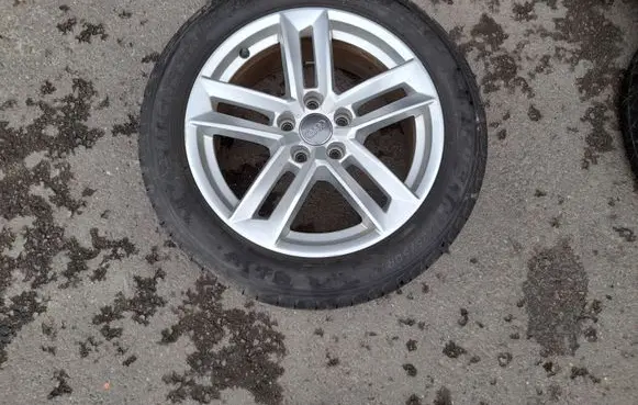 Audi A4 S4 B9 R17 alloy rim 8W0601025E