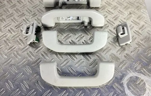 Mercedes-Benz GLC X253 C253 A set of handles for the ceiling A0009068905 A0009069005 A0998150039