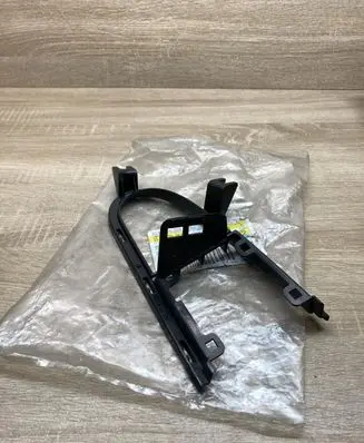 Volkswagen Sharan Fog light bracket 7M0853684C