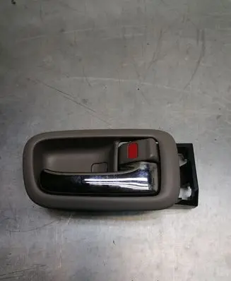 Toyota Prius (XW10) Rear door interior handle