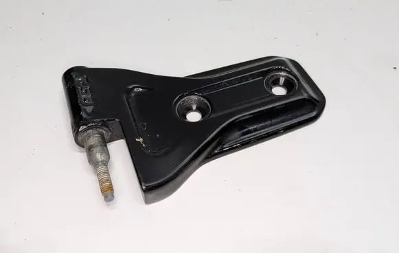 Jeep Wrangler Fender mounting bracket 68302125AB AA1382P011AH 2359G