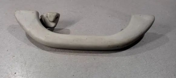 Volkswagen PASSAT B5.5 Rear interior roof grab handle 3B0857607A