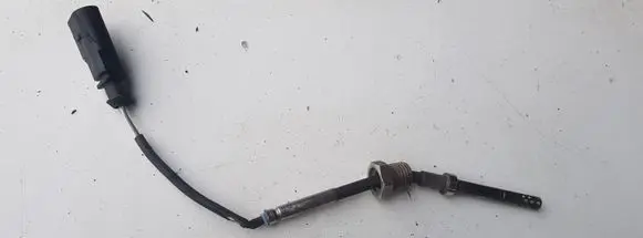 Volkswagen PASSAT B6 Exhaust gas temperature sensor 1J0973802 964857