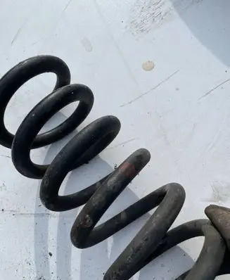 Mercedes-Benz C W205 Rear coil spring