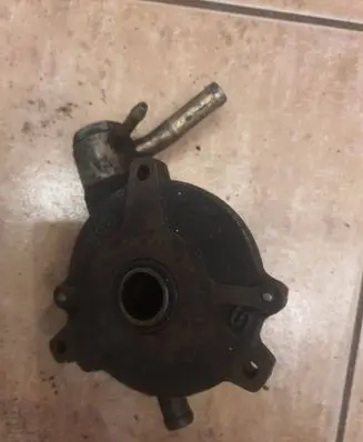 Mazda 626 Vacuum pump 16605 10605