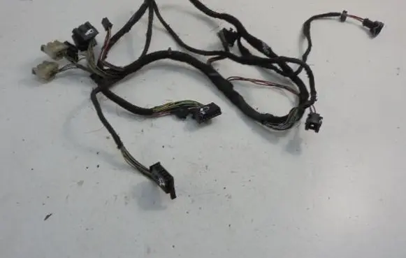 Mercedes-Benz Vito Viano W638 Front door wiring loom 