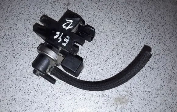 BMW 3 E46 Turbo solenoid valve 2247906
