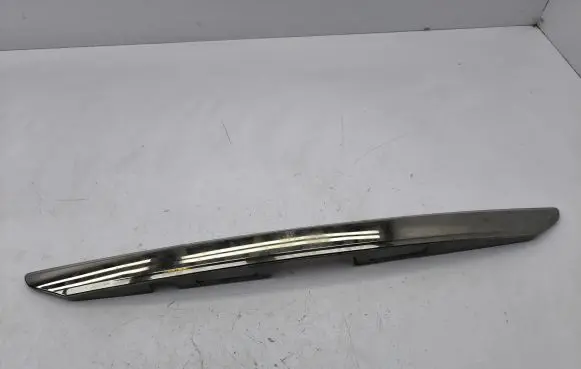 Renault Clio V Tailgate trim 7680152350 7681152310