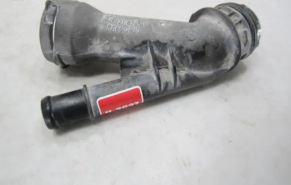 Volkswagen Tiguan Engine coolant pipe/hose 04L121026AF