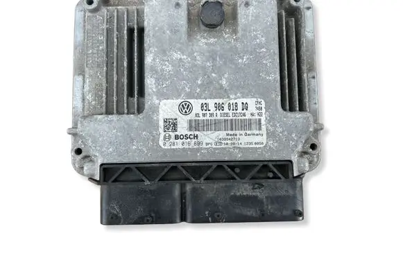 Volkswagen Touran I Engine control unit/module 03L906018DQ 03L907309R 0281016899