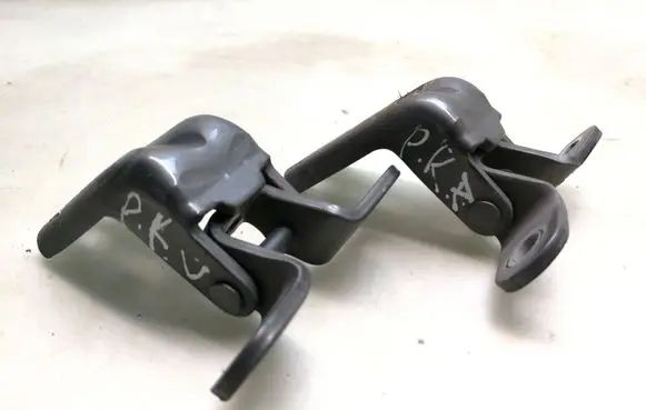 Hyundai Santa Fe Front door upper hinge A046057