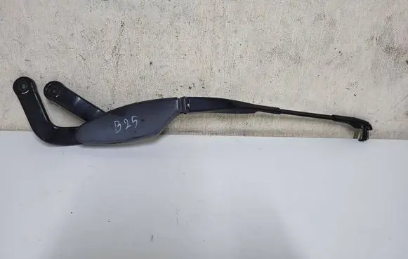Mercedes-Benz E W211 Front wiper blade arm A2118201244