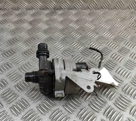 Mercedes-Benz C W205 Electric auxiliary coolant/water pump A2055013020 A0005001700